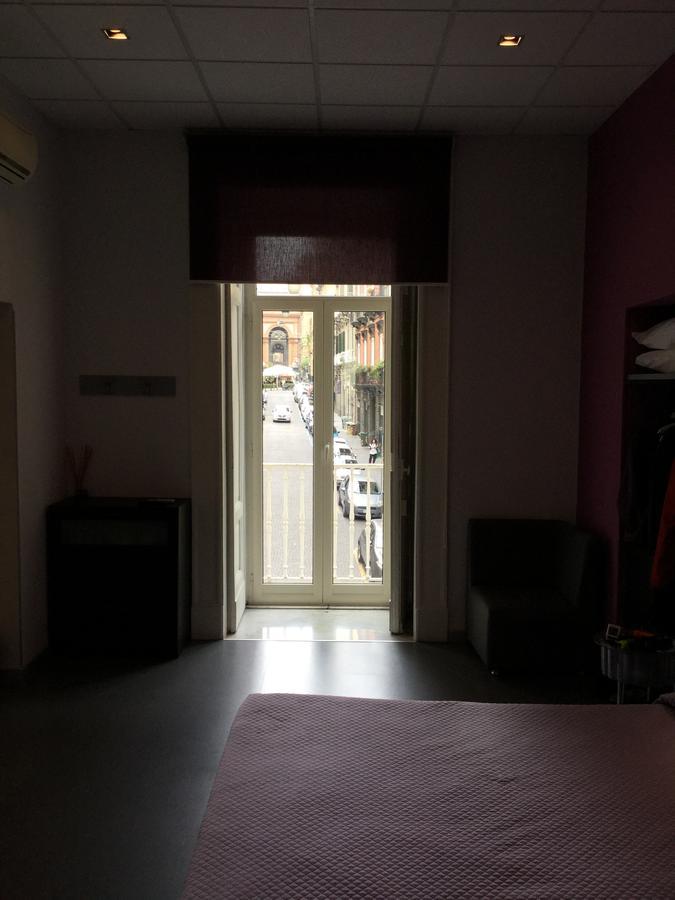 Dsquare Accommodation Napoli Esterno foto